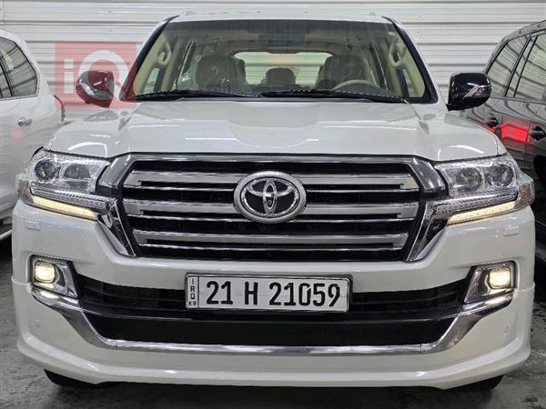 Toyota Land Cruiser 2017 for sale in Iraq - Baghdad